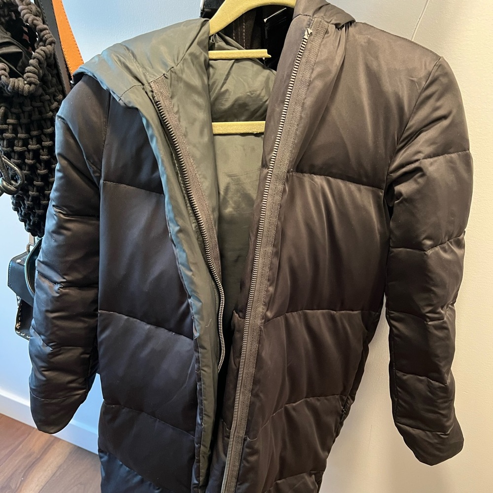 reversible down winter zara coat small, green/black, zippers+pockets both sides